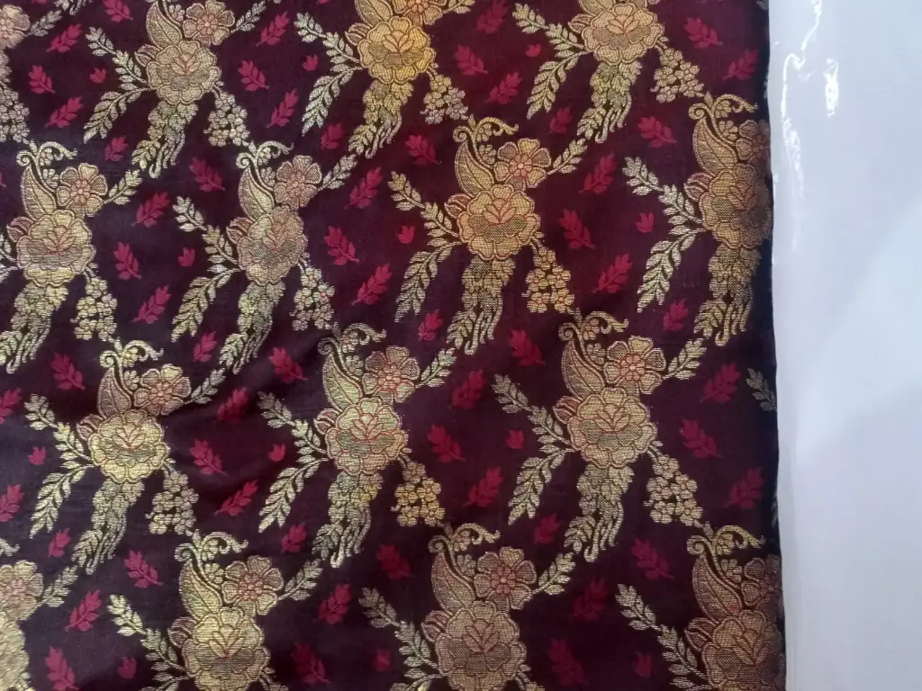 Jamawar Burgundy 01